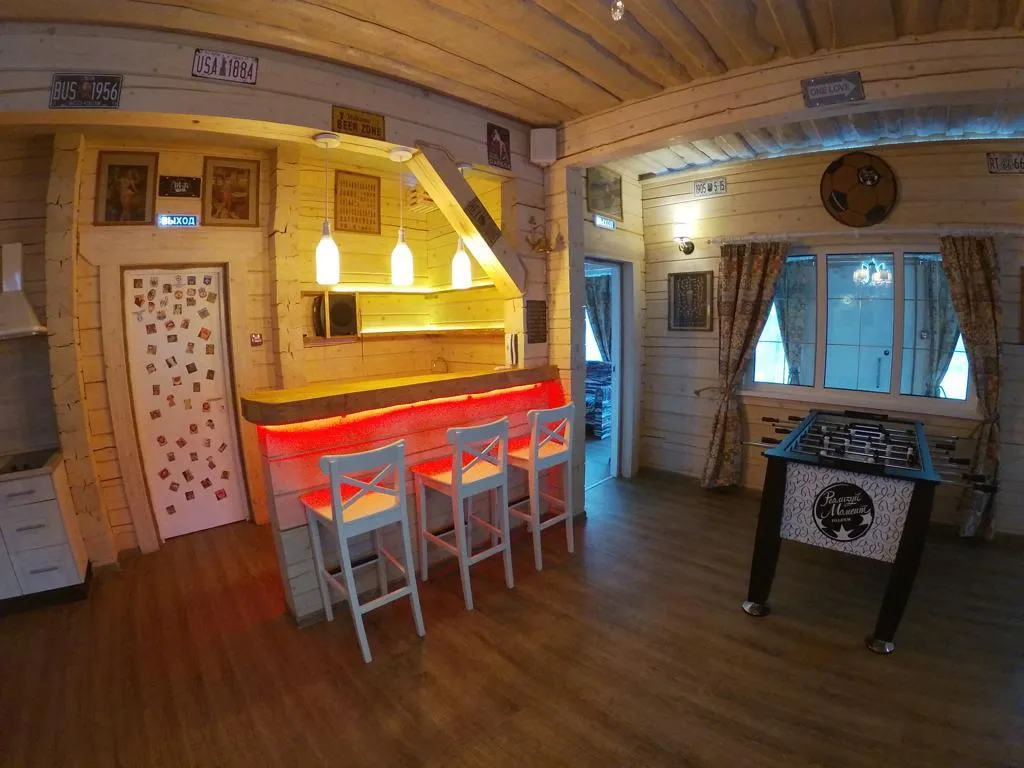 Уютный коттедж с бассейном