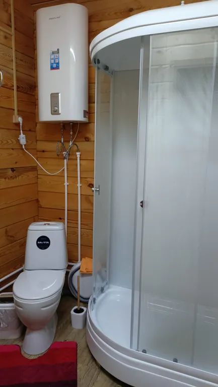 Дачка на поляне