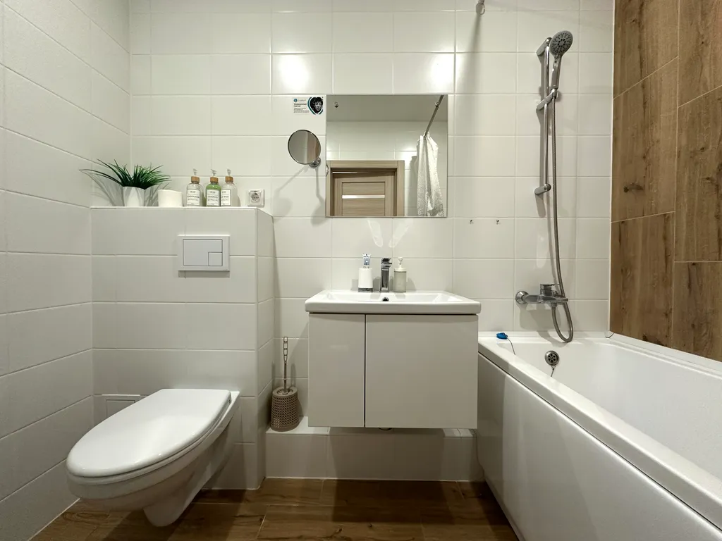 Квартира Апартаменты Эдельвейс в новом ЖК Сердце Сибири в центре города — Тюмень