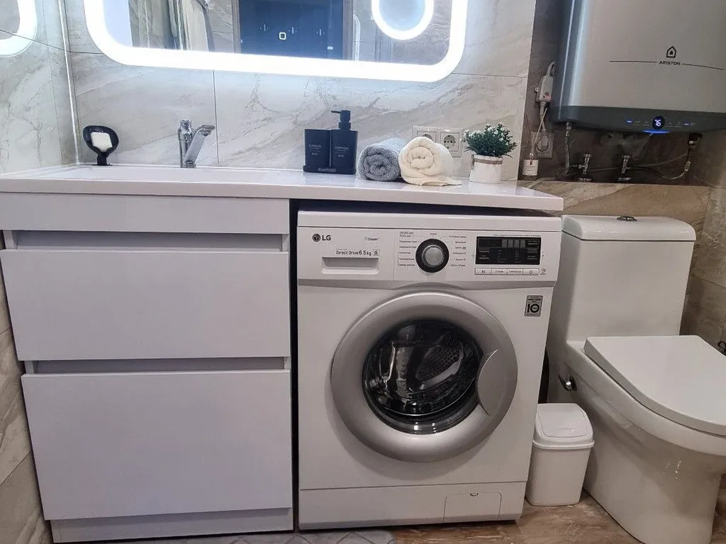 Квартира Трехкомнатная квартира с бассейном и потрясающим видом на море — Сириус