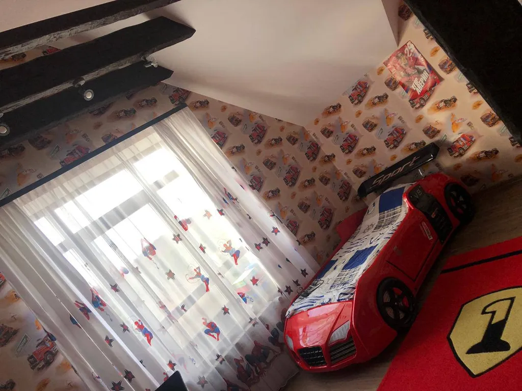 Уютный дом с дизайнерским ремонтом