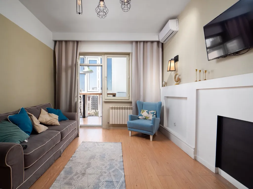 Дизайнерская квартира в стиле loft c панорамным видом