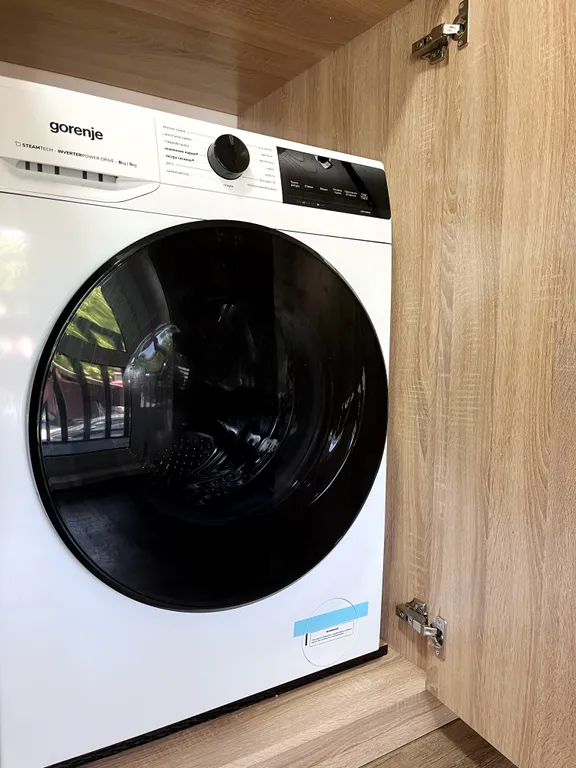 Четырёхместный номер с террасой, первая линия от моря, номер семейный