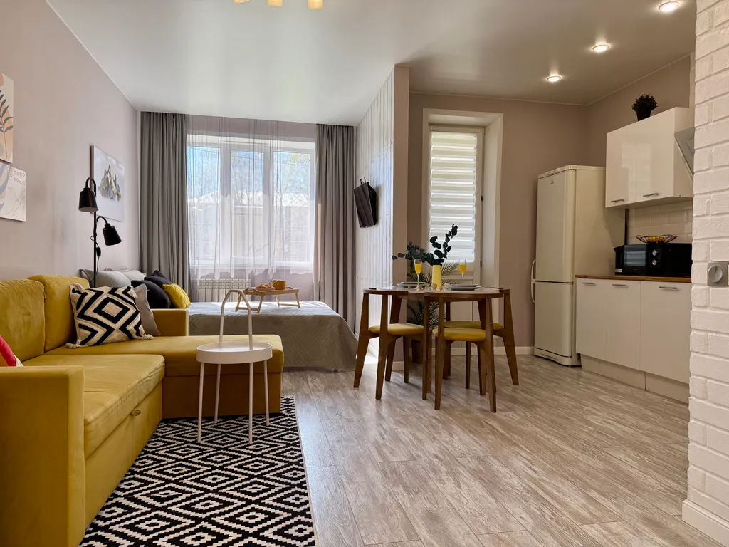 Студия Loft у Патронного для 4 гостей