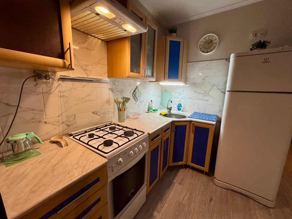 Студия с дизайнерским оформлением