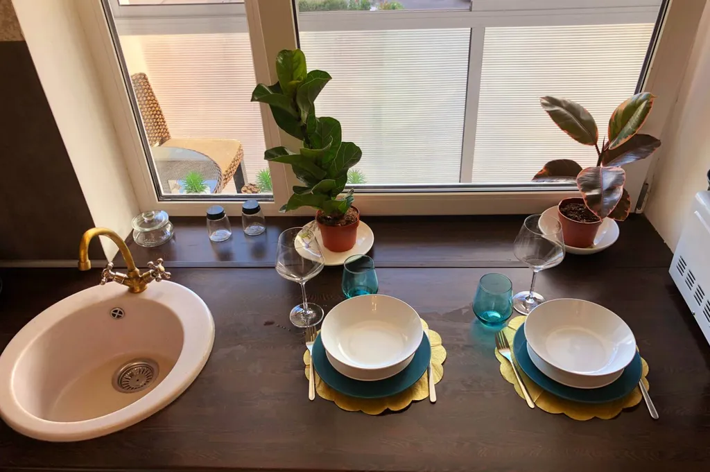 Уютная квартира с отдельной спальней и просторным балконом