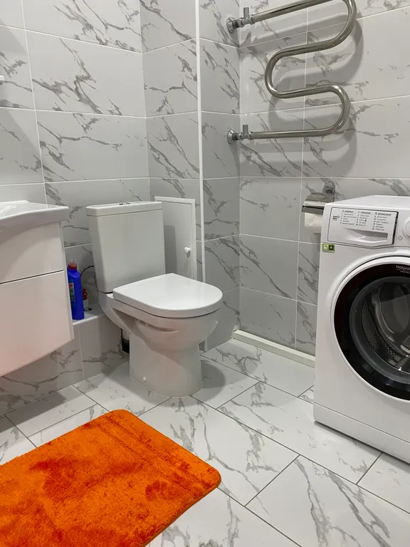 Современная 1-комнатная квартира, центр