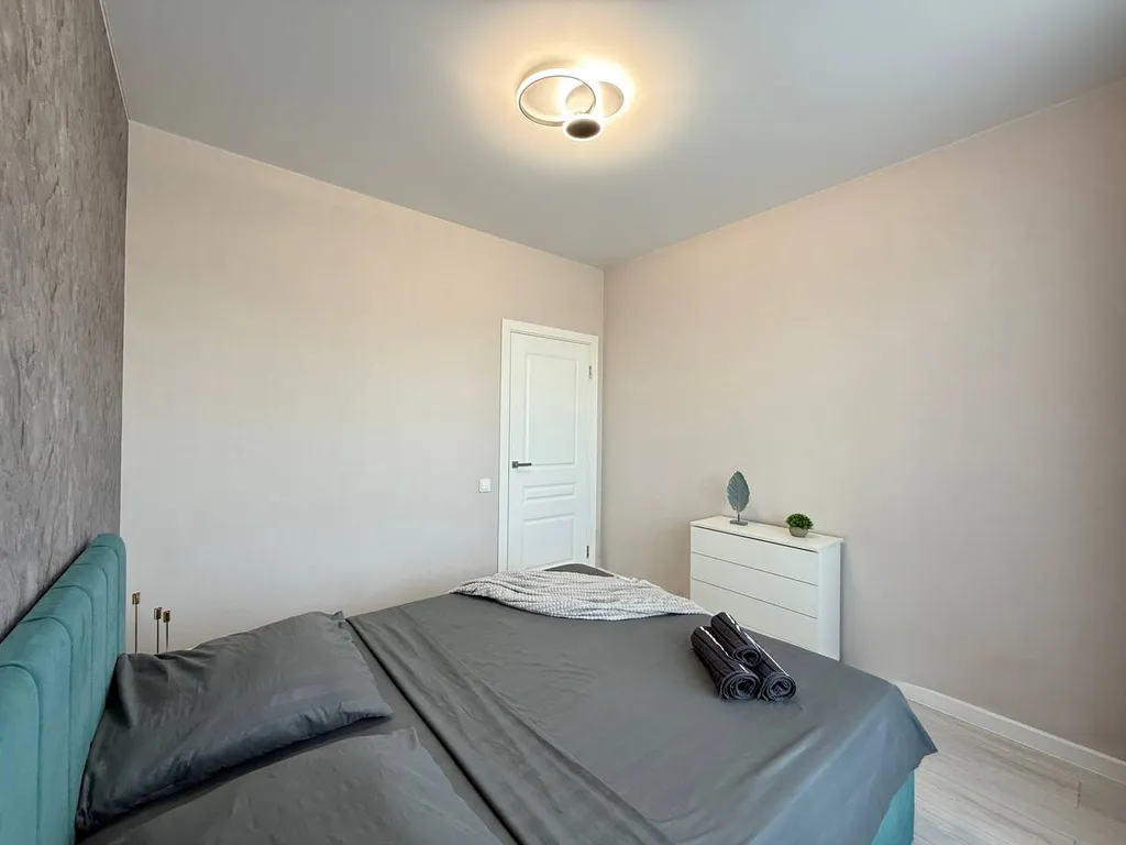 Просторная дизайнерская квартира возле аквапарка