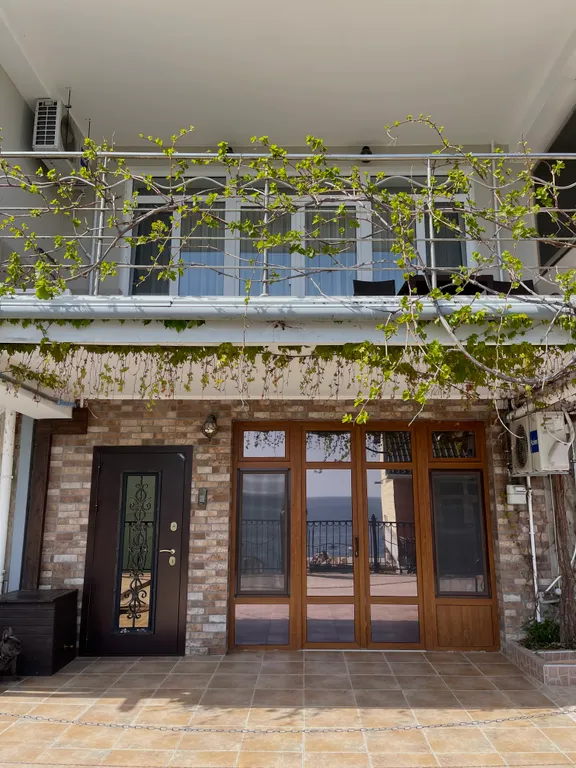 Жильё у моря Ялта