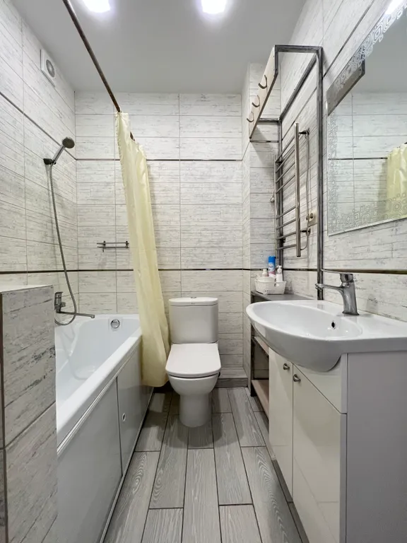 Уютная квартира в центре города Туапсе с видом на Чёрное море