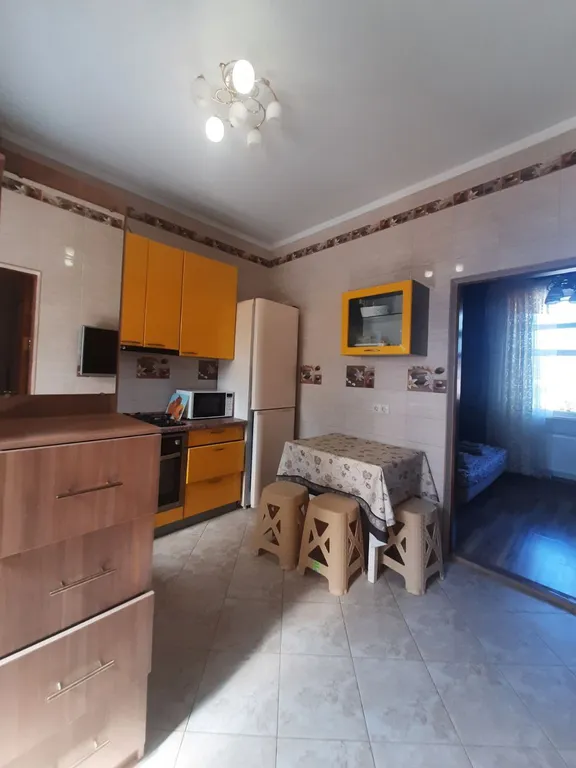 Дом с двориком на берегу моря