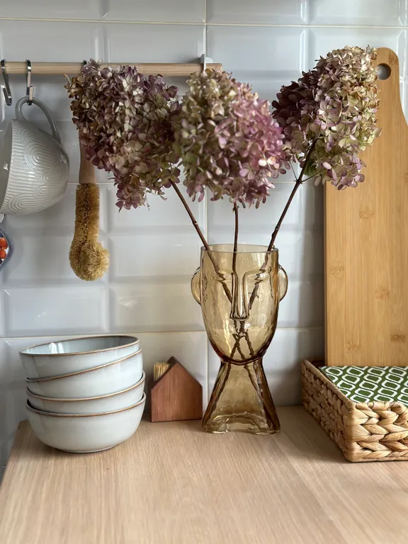 Двухкомнатная квартира над кофейней в центре Валдая