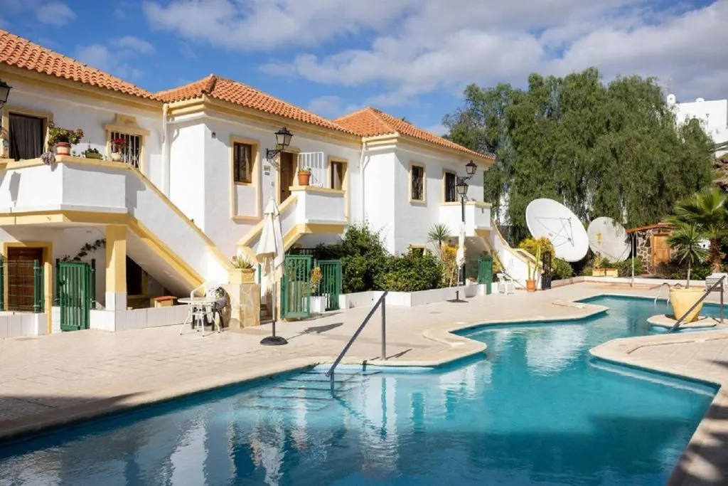 Квартира PaulMarie Family Rental Ocean&Mountain View — аренда посуточно в Коста Адехе