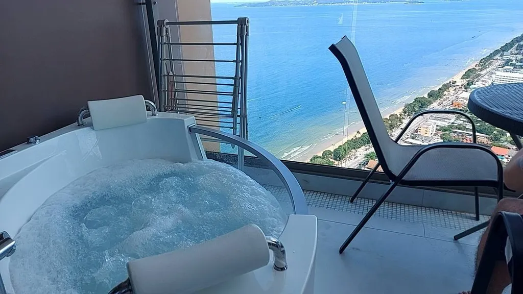 Copacabana beach Jomtien Luxury Sky Ocean Panoramic Sunset 3571