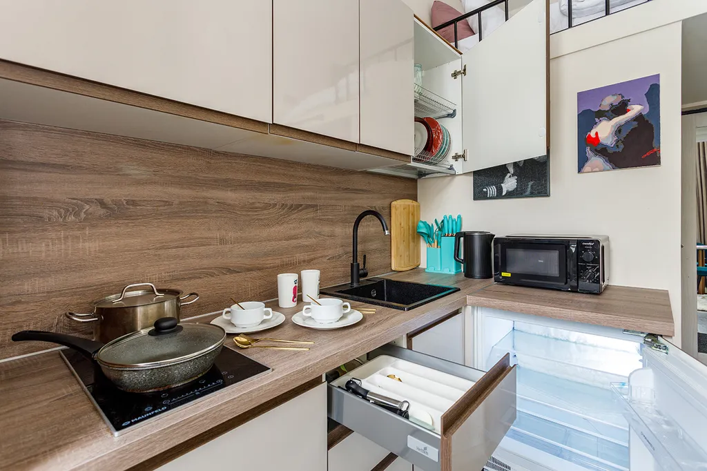 Квартира Квартира Студия-лофт в историческом здании возле метро — Москва