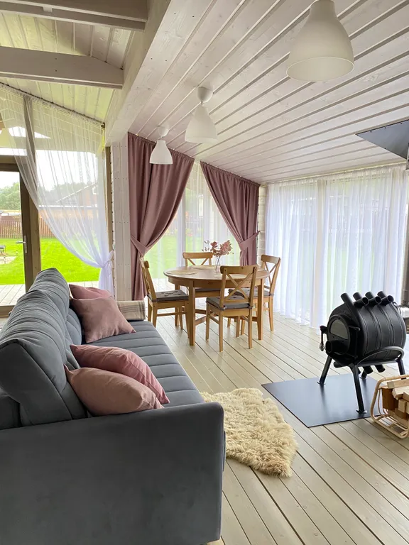 Dubldom Лисичкино у реки