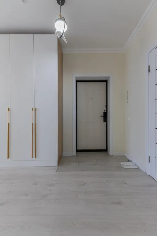 2-комнатная квартира в центре левого берега