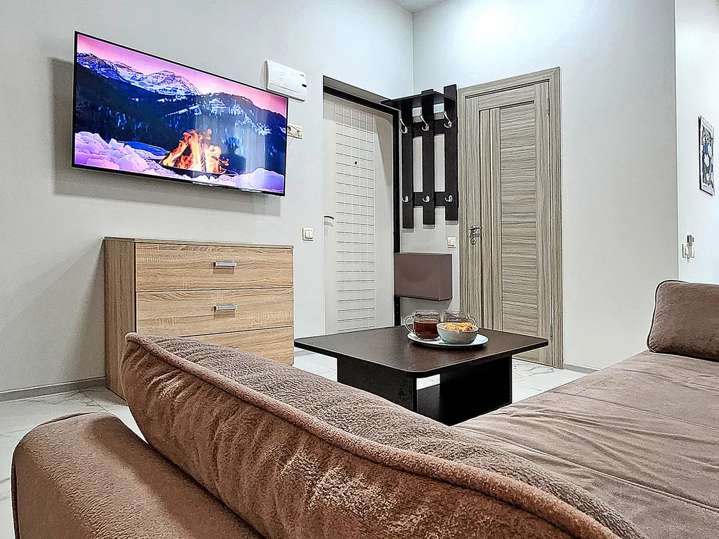 William Morris Apartment