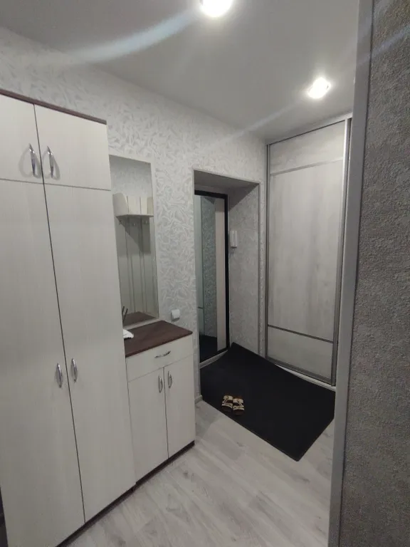 Квартира в центре города возле Меги и рядом с ЖД и автовокзалом