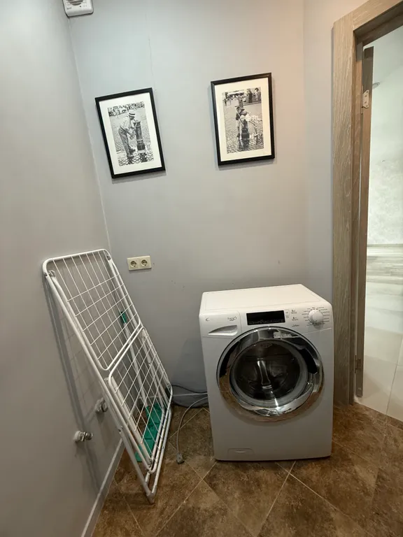 Красивая квартира с панорамным видом на Волгу