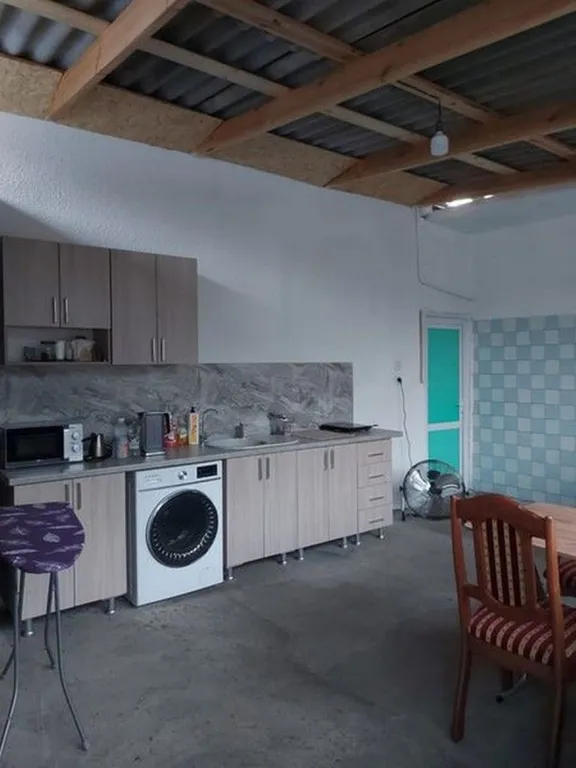 Коттедж 1-комнатный Дом — Гагра