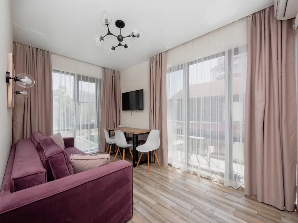 Квартира 3-комнатная Квартира — Адлер