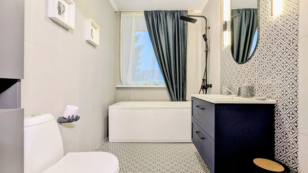 Дом с бассейном, сауной и бильярдом