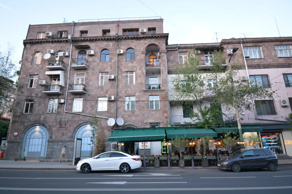 3-комнатная Квартира