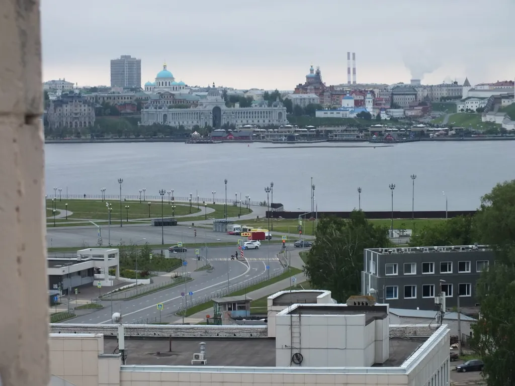 Двухкомнатная квартира у метро Козья слобода  и Чаши