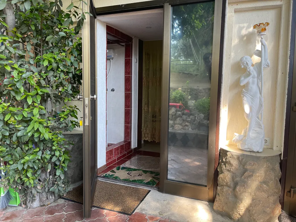 6-комнатный Дом