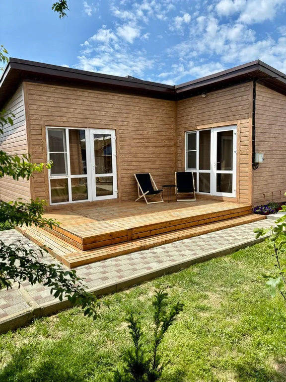 Коттедж Домик в пешей доступности от моря со своей территорией — аренда посуточно в Благовещенская