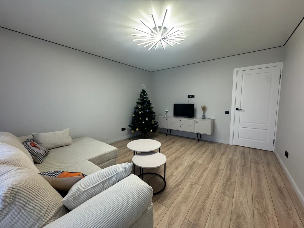 Квартира Квартира Три раздельные комнаты, новый ремонт — Москва