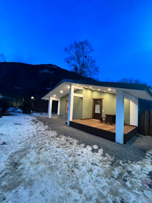 Коттедж Tau House