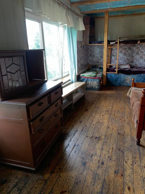 Большой дом с бассейном и диско, в ретро стиле около аэропорта Минск