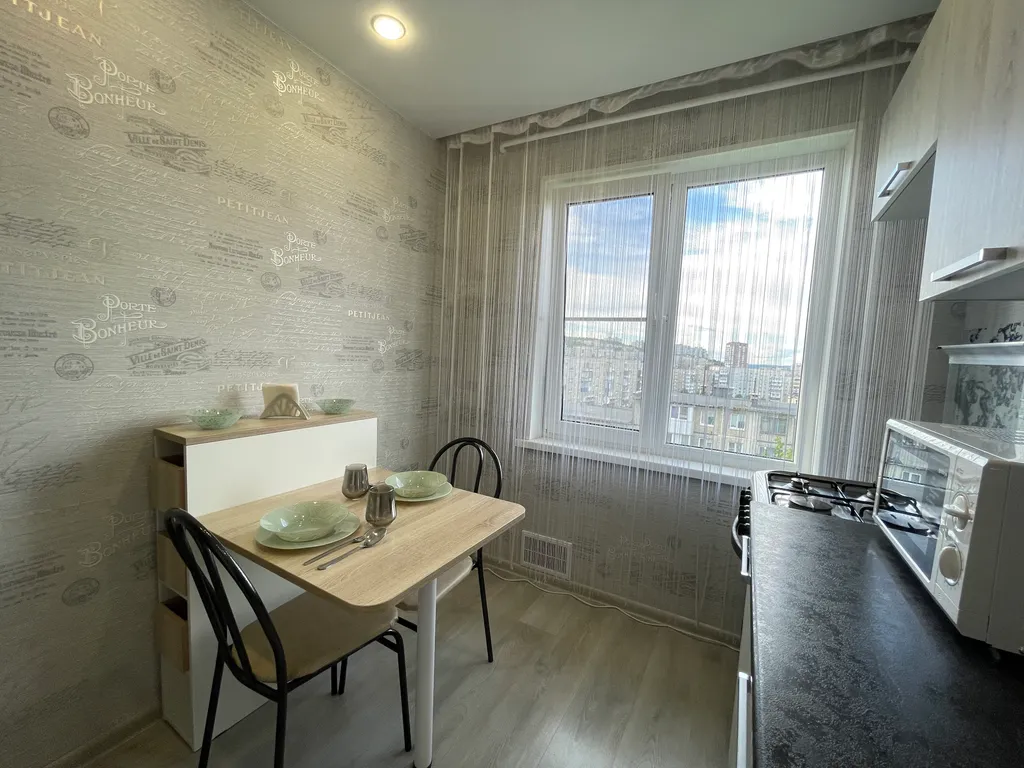 2‑комн. квартира рядом с Долиной уюта на ул. Олега Кошевого, 14к2