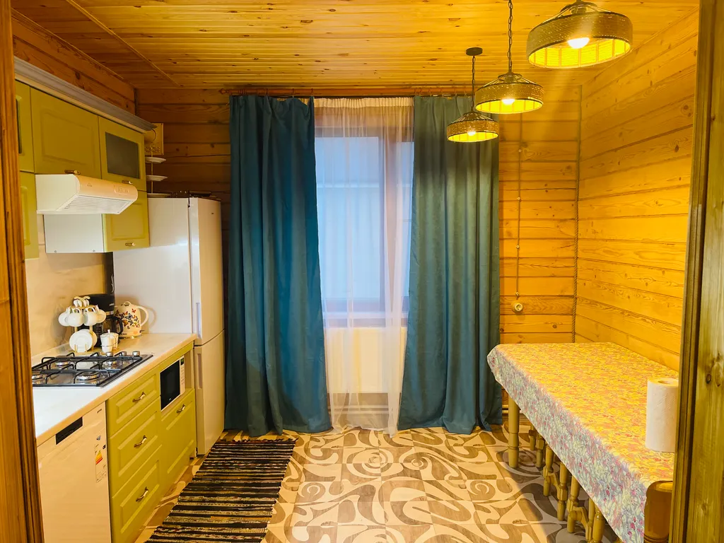 Дом-дача «у Мишутки» карамельный