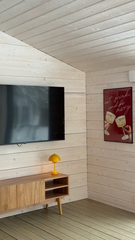 Большой новый дом с сауной и камином в элитном поселке