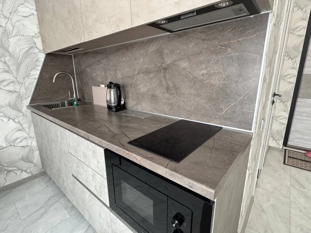 Семейная студия с балконом и видом на море