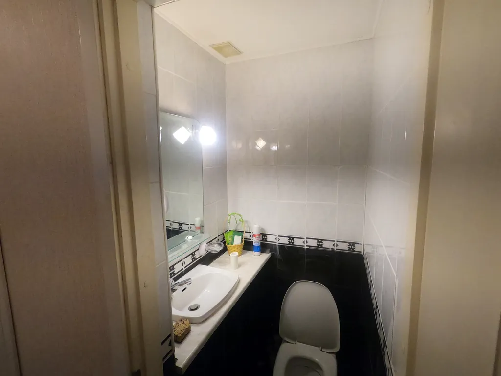 Шикарная квартира в центре города с огромной джакузи в виде сердечка