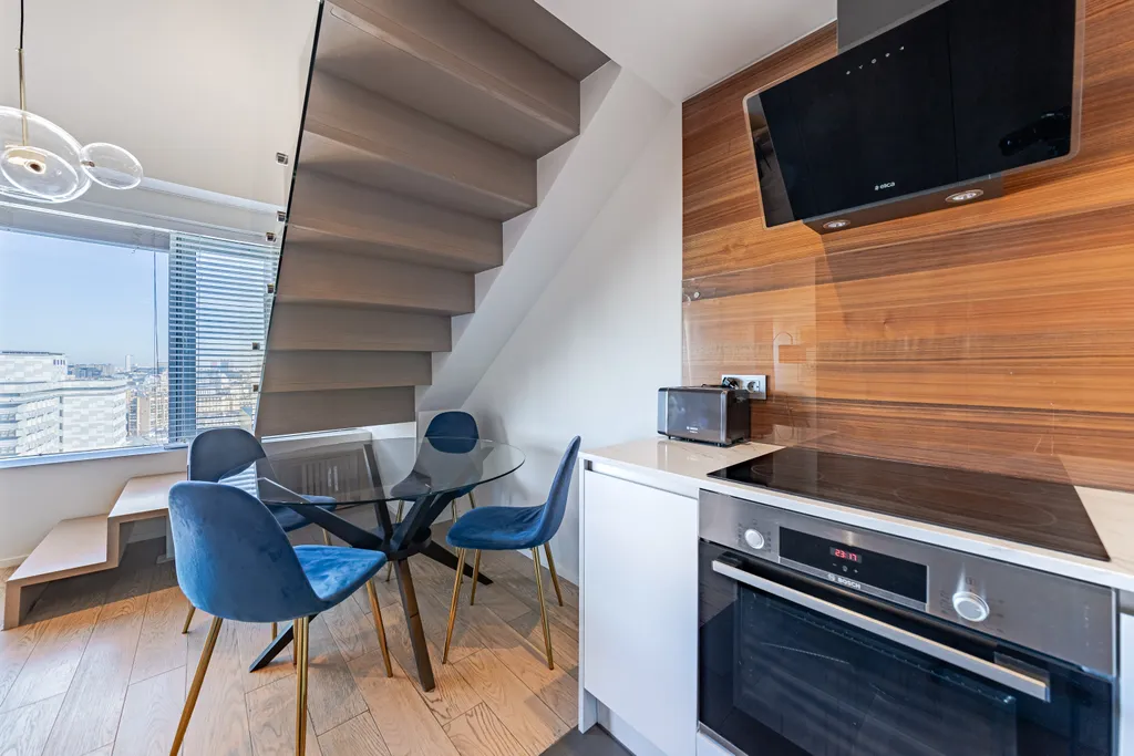 Двухуровневые апартаменты Смарт Хост с проектором и PS4