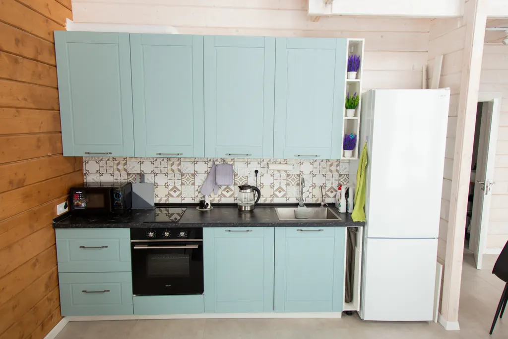 Большой дом с видом на озеро, 3 спальнями, сауной и детской площадкой