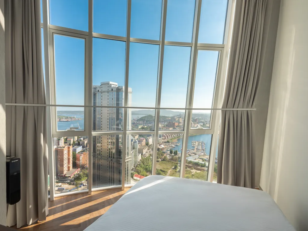 Панорамный пентхаус с видом на гавань и мосты