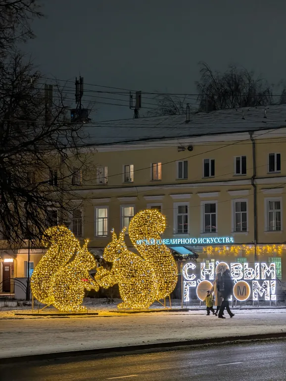 Уютная квартира с камином