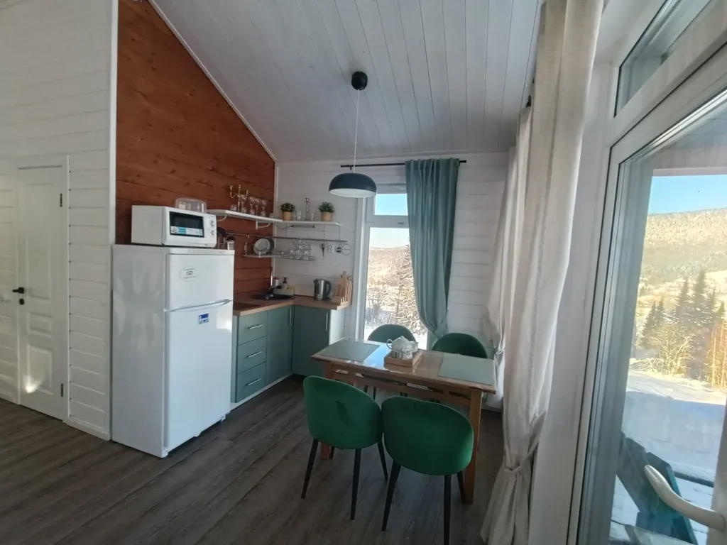 Коттедж Уютный современный дом в дали от суеты — Таштагол