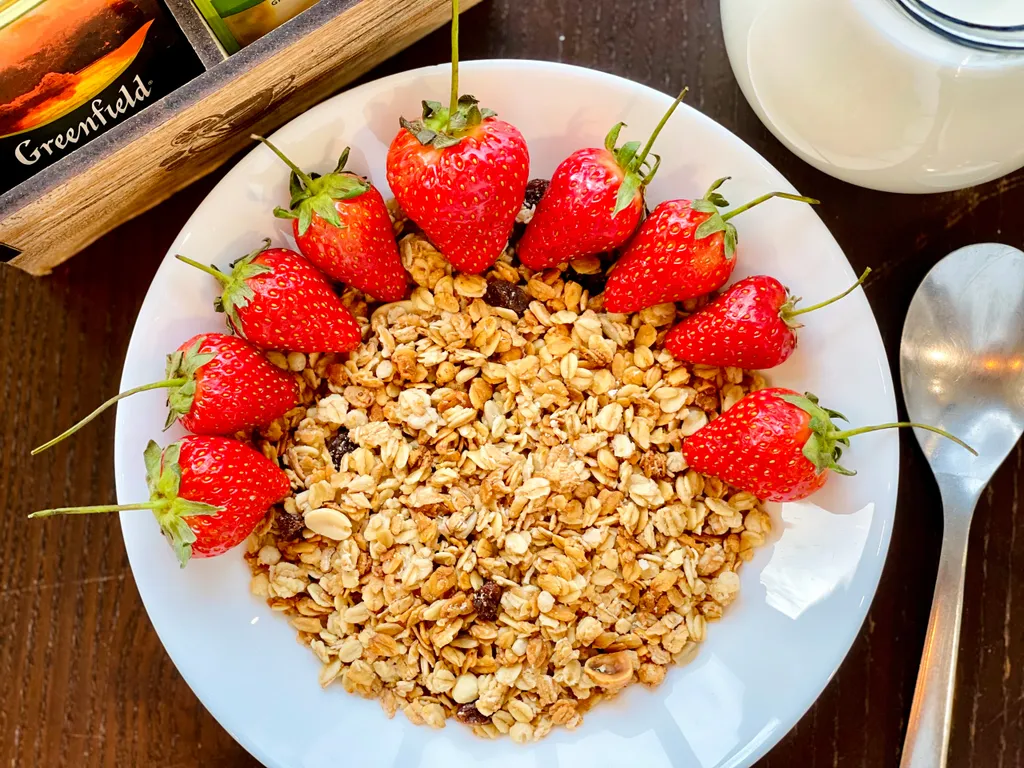 Большой загородный дом