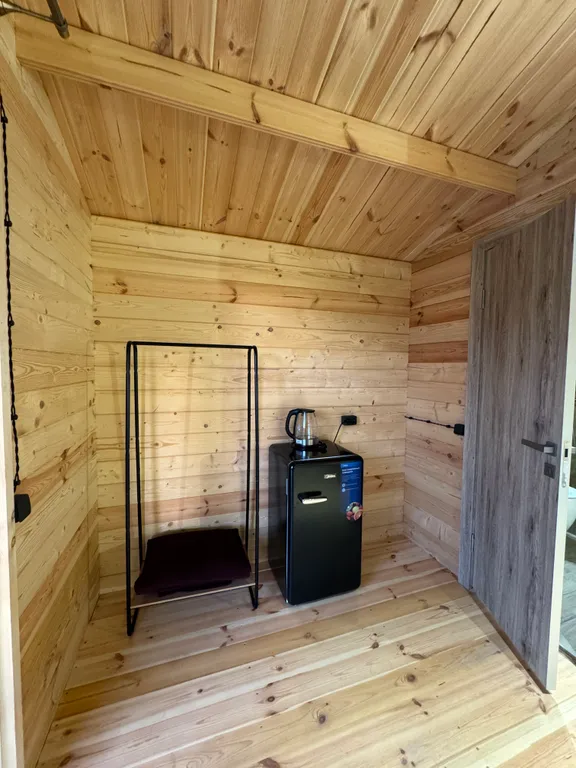 Коттедж Домик с видом на горы — Гагра