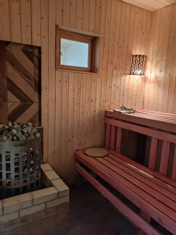 8-комнатный Дом