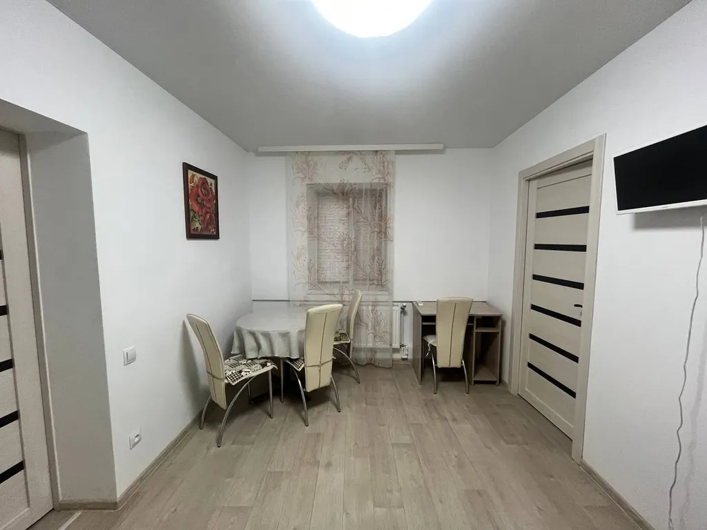 Квартира Комфортная однокомнатная квартира возле ж\д вокзала — Симферополь