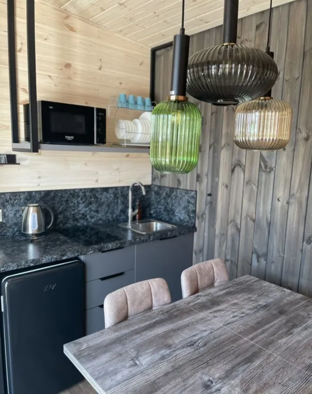 Дома с видом на гору