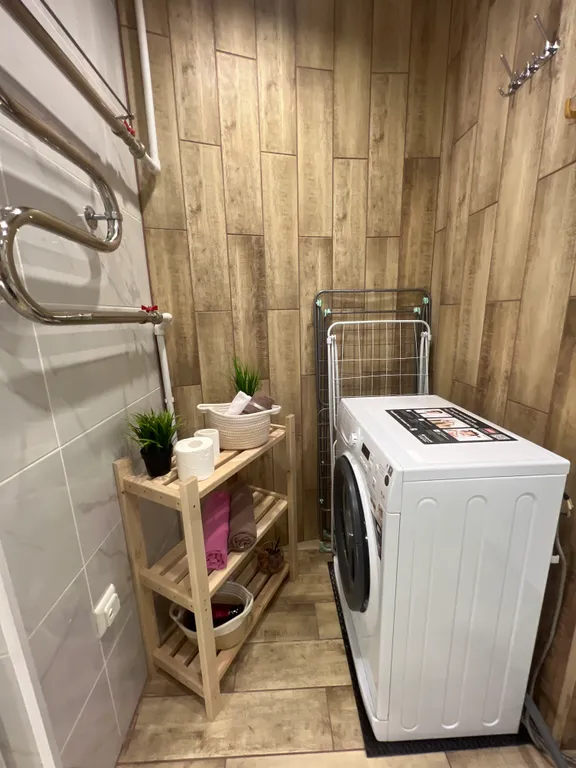 Уютная квартира в центре города с видом на площадь